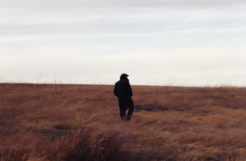 Bewegung im Freien an der frischen Luft ist förderlich für den Schlaf