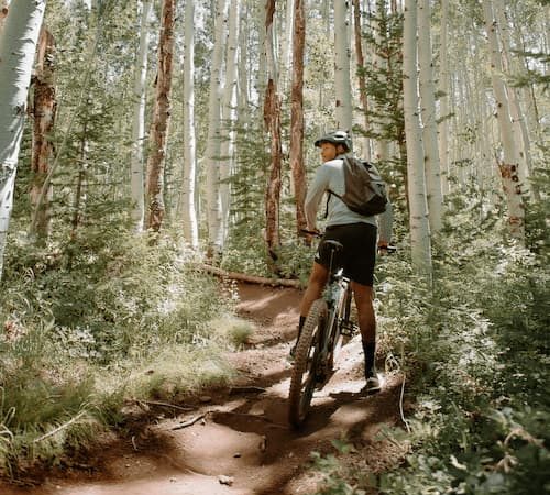 Radfahren, besonders in der Natur, hilft gegen Depressionen